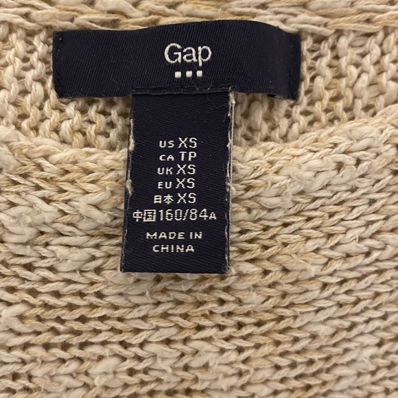 GAP- Cute cream Tan sweater - Picture 2 of 2